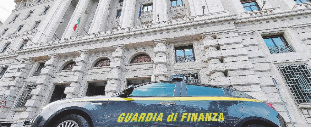 Novantunomila su 3,5 milioni: gli evasori stanati dal Fisco Novantunomila su 3,5 milioni: gli evasori stanati dal Fisco