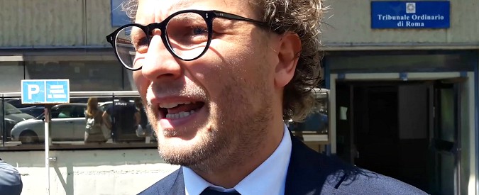 Copertina di Csm, Lotti: “Non mi dimetto da parlamentare, ho già chiarito questa vicenda con due post su Facebook”