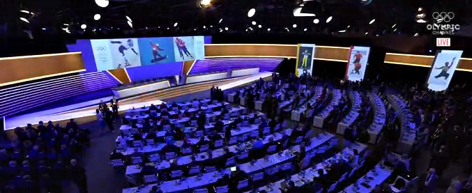 Copertina di Olimpiadi invernali 2026, Milano o Stoccolma? Segui la diretta della cerimonia a Losanna