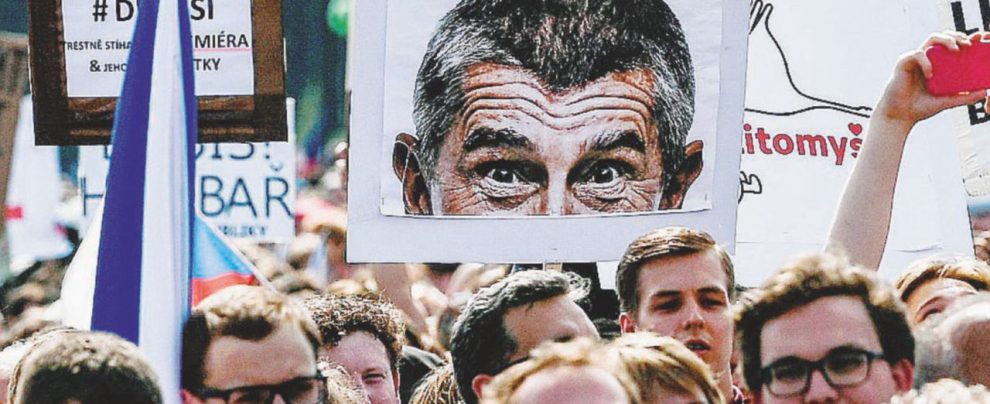 Dalla primavera all’estate. Ma Babis non molla Praga Dalla primavera all’estate. Ma Babis non molla Praga