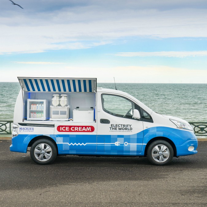Copertina di Nissan e-NV200, anche il gelato diventa eco-friendly – FOTO