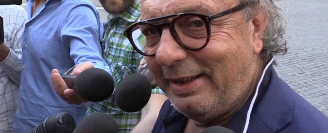 Copertina di Sea Watch, Martello (sindaco Lampedusa): “Sono sbarcati 200 migranti nei giorni scorsi, ma si fa il finimondo per una ong”