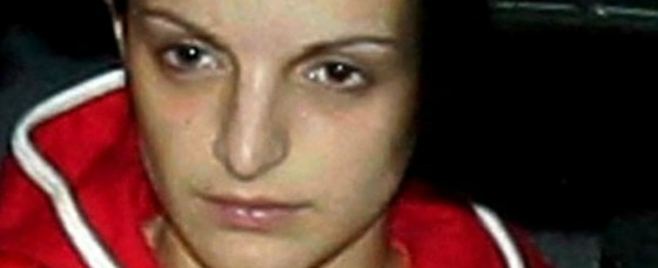 Doina Matei, uccise con l’ombrello una studentessa nella metro di Roma: scarcerata in anticipo per buona condotta