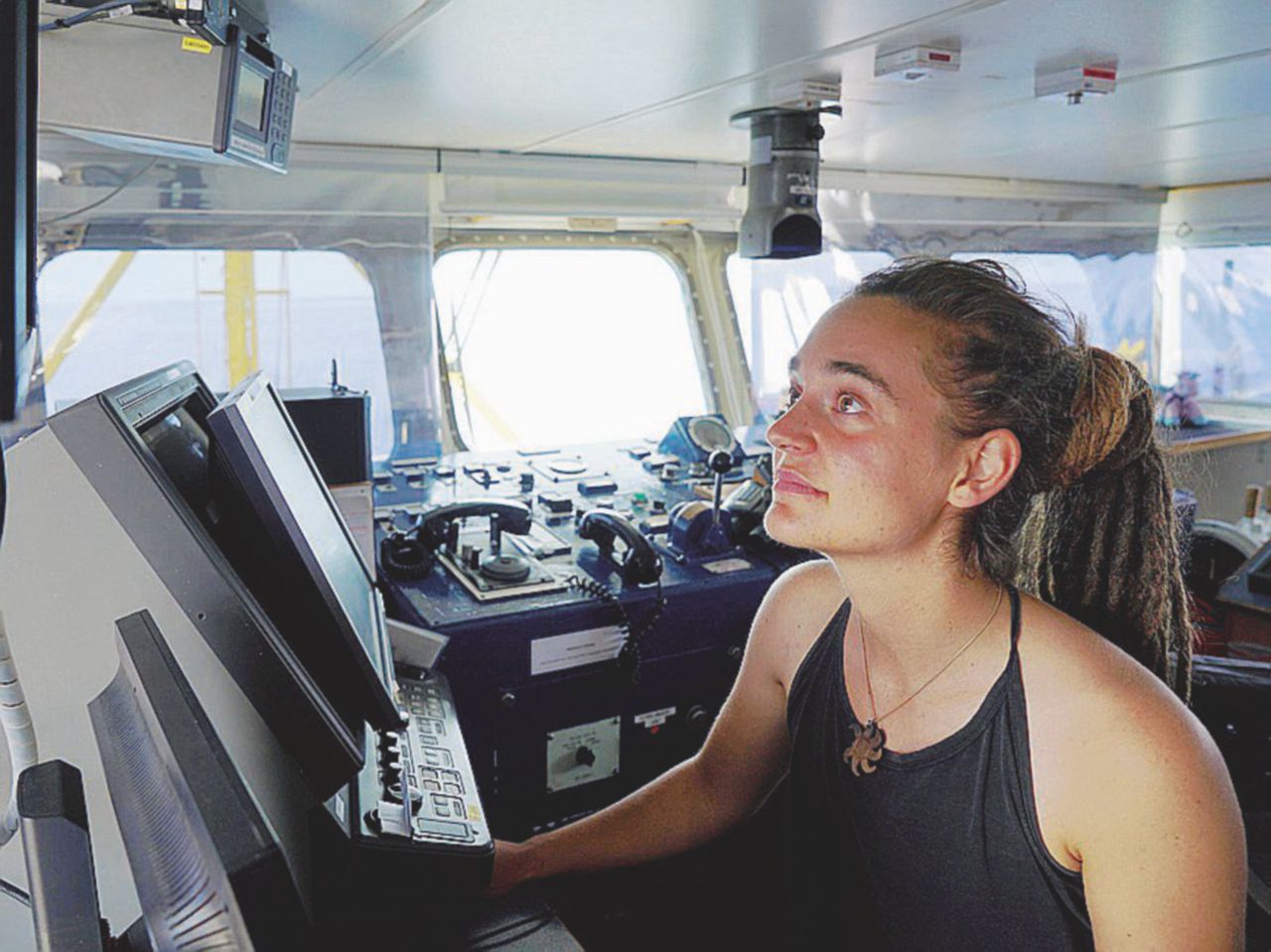 Copertina di Non sarà un giudice a risolvere la crisi: la sfida tra Ong e governo è tutta politica