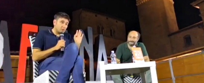 Copertina di Migranti, Di Battista: “Così spiegherò a mio figlio la storia della Sea Watch. Immigrazione va affrontata con la testa”