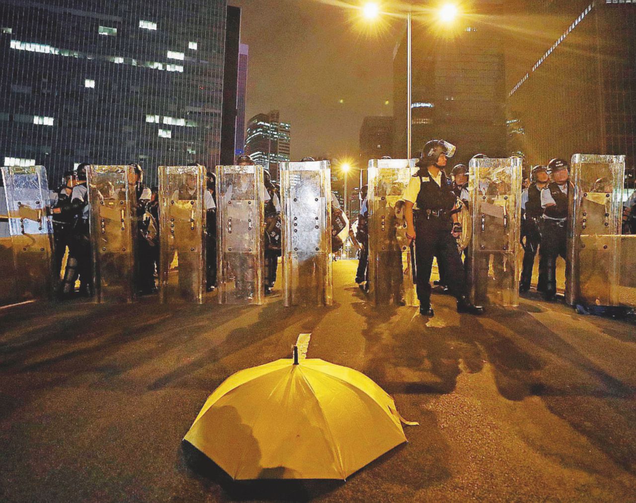 Ombre cinesi sui yellow block