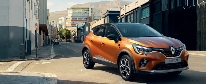 Copertina di Renault Captur, la seconda genererazione è in rampa di lancio. Sarà anche ibrida plug-in – FOTO