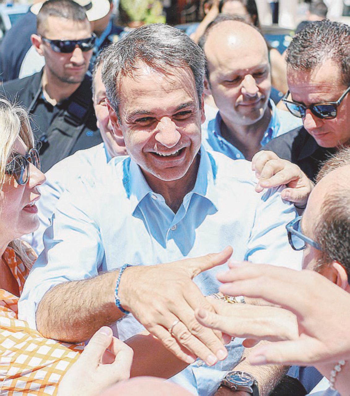 Copertina di Grecia, arriva Mitsotakis Tsipras si aggrappa ai giovani