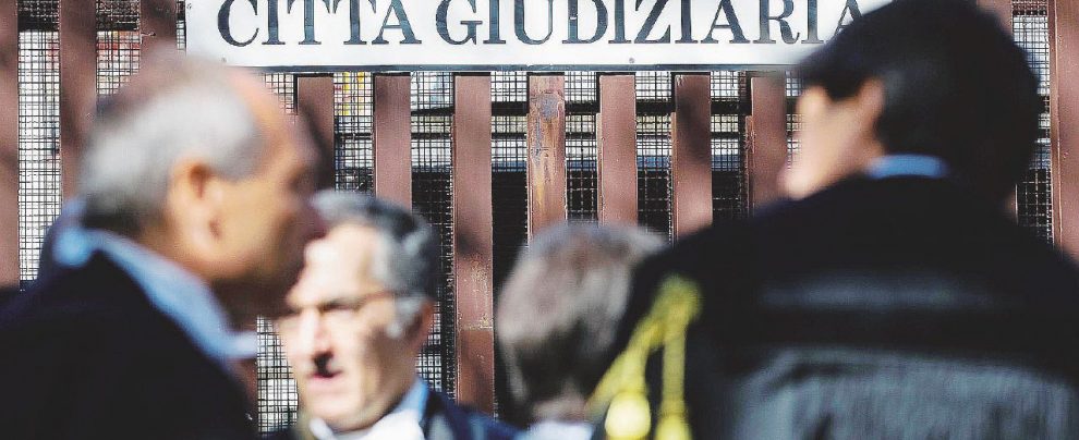 “Pignatone mi invitò a casa sua per dirmi dell’indagine su di me” “Pignatone mi invitò a casa sua per dirmi dell’indagine su di me”