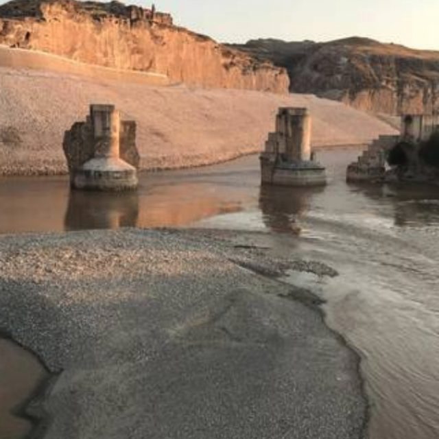 Turchia, un sito archeologico rischia finire sott’acqua per via della diga di Ilisu