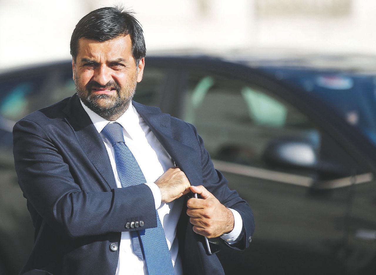 Copertina di Palamara a monsignor Paglia: “Giochiamo con le stesse armi”