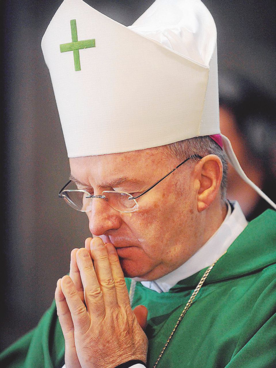 Molestie, revocata l’immunità vaticana al nunzio in Francia