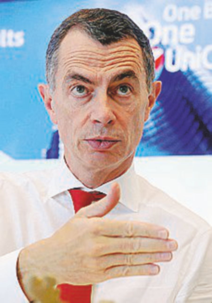 Unicredit fa ancora cassa: ceduto l’ultimo 18% del gioiello Fineco