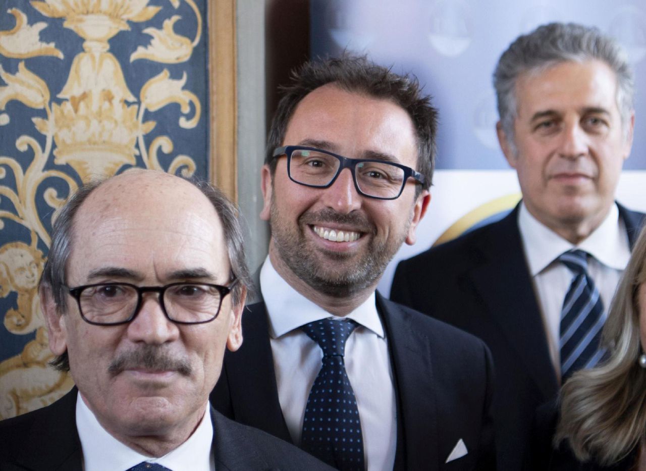 Copertina di Di Matteo rimosso, audizioni top secret per lui e Cafiero