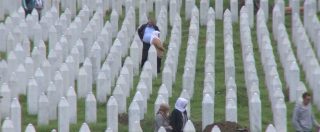 Copertina di Genocidio di Srebrenica, la commemorazione a 24 anni dal massacro: corteo e testimonianze dei parenti delle vittime
