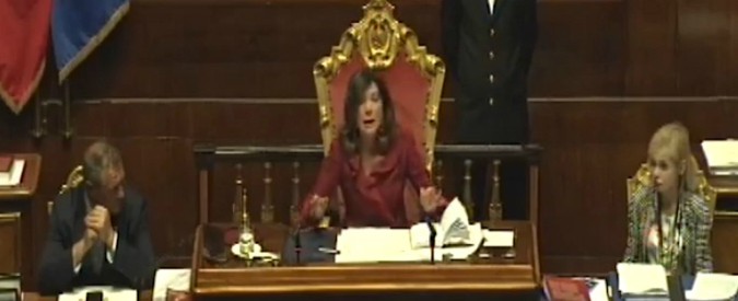 Copertina di Fondi Lega, lite e urla tra Pd e Casellati: “Ci impedisce di discutere interrogazioni”. “No dibattito su pettegolezzi”