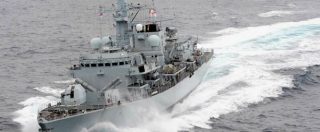 Copertina di Iran, navi dei Pasdaran tentano di sequestrare una petroliera britannica. Regno Unito: “Siamo preoccupati”