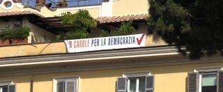 Copertina di Roma, esposto striscione in solidarietà con Carola Rackete su un balcone accanto al Viminale