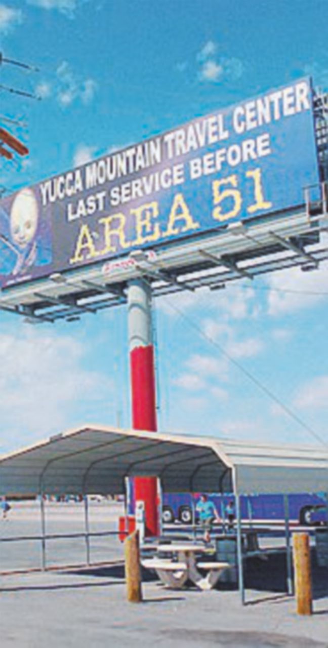 Copertina di Mezzo milione di yankee vogliono assalire l’Area 51: “Basta, fateci vedere gli alieni”