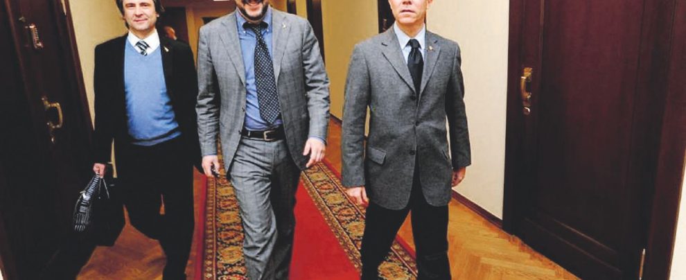 Matriosche - Salvini con D'Amico e Savoini insieme a Mosca Savoini non risponde ai pm. Il premier al vice: “Chiarisci”