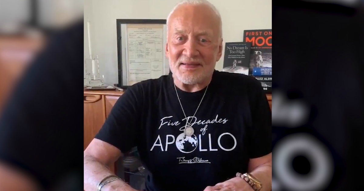 Copertina di Sbarco sulla Luna, il videomessaggio di Buzz Aldrin: “Gli Stati Uniti guidino un’alleanza spaziale”