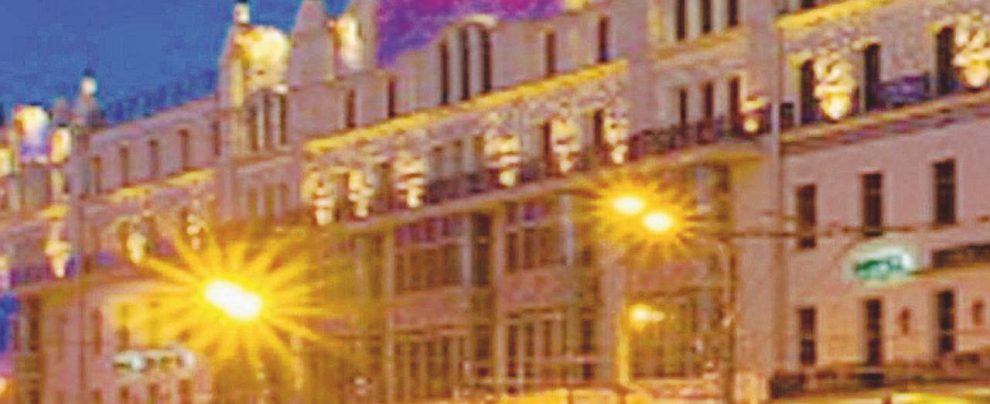 L’hotel - Il sontuoso hotel Metropol di Mosca: è il luogo dove è avvenuto l’incontro “Francesco” si fa avanti: il giallo del terzo uomo