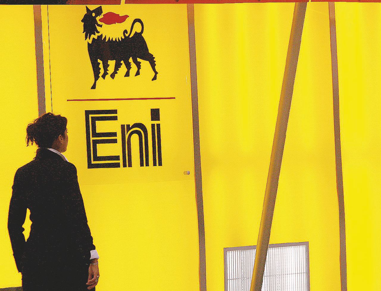 Eni, quel vertice alla Rinascente per far saltare il processo Nigeria