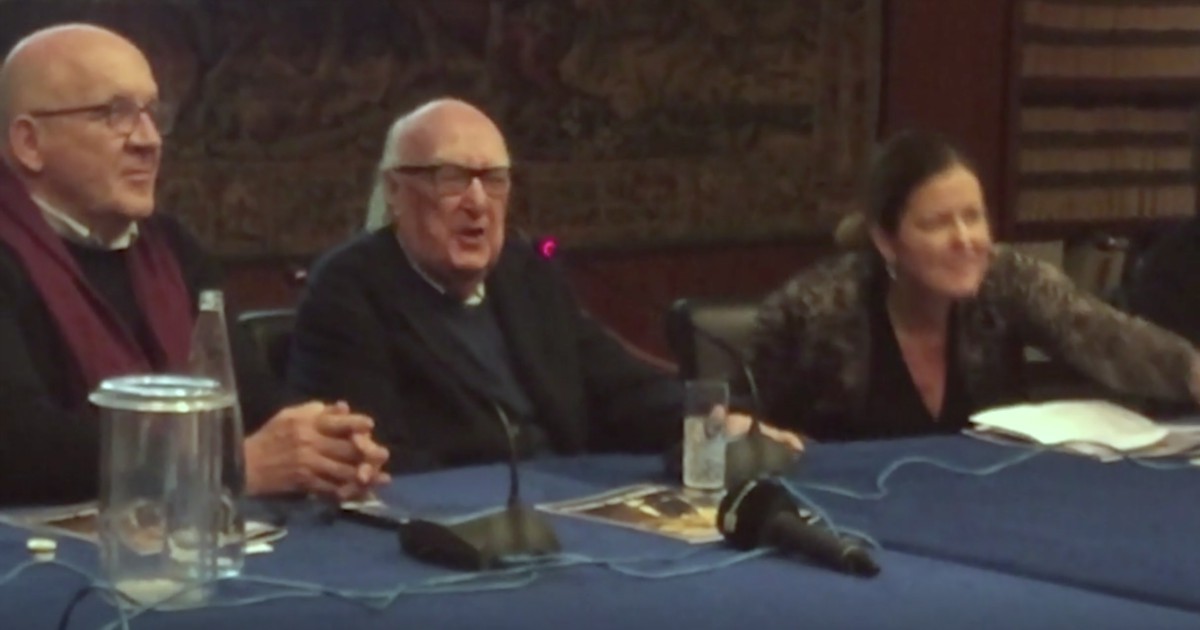 Copertina di Andrea Camilleri, la sua ironia sui fan di Montalbano nel 2018: “Ma perché lo guardate? Mi fate paura”