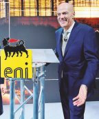 Copertina di Descalzi è nei guai: ora l’Eni invoca l’interesse nazionale