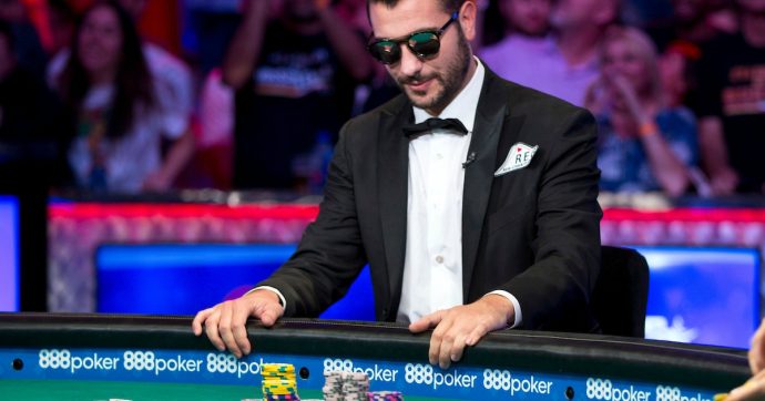 Poker, Dario Sammartino è vicecampione del mondo. E la fortuna non c’entra