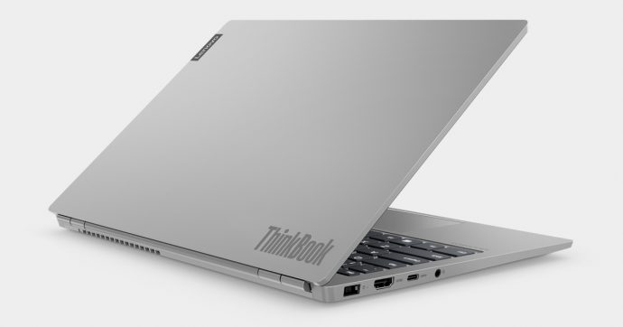 Lenovo ThinkBook 13s, la prova del notebook compatto pensato per il business