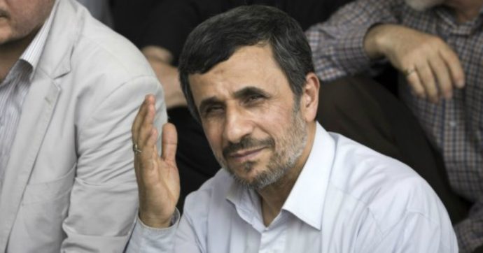 Iran, Ahmadinejad vuole incontrare Trump. Una pessima idea