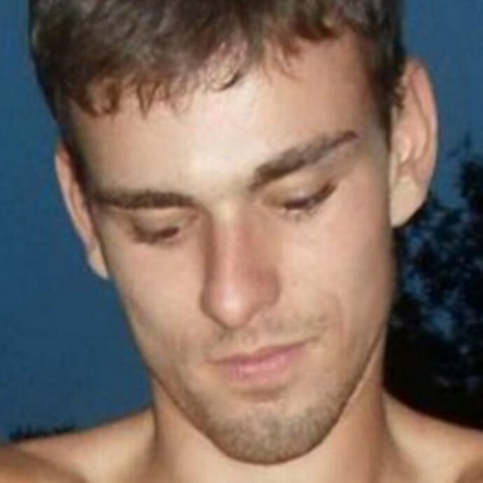 “Ho cercato di salvare Luca Varani, non ci sono riuscita. Nascondeva un buio che non faceva vedere a nessuno”: l’ex fidanzata parla a 10 anni dalla morte