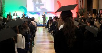 Copertina di Chi ha ragione sui voti tra  scuola e Invalsi