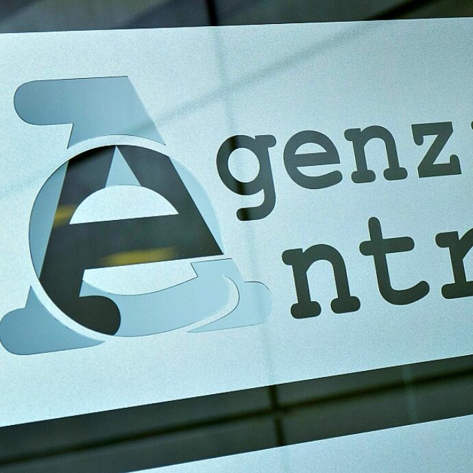 Dl Rilancio, approvato il modello per chiedere il contributo a fondo perduto dal 15 giugno: la procedura, i beneficiari e i requisiti