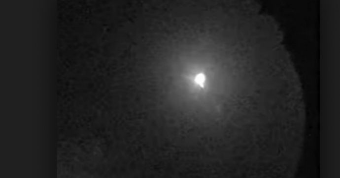 Un piccolo asteroide esplode nei cieli del Canada: “Era brillante come la Luna”