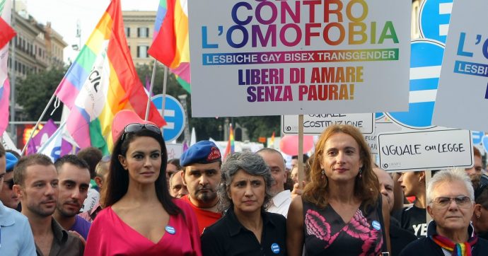 Emilia Romagna, il centrodestra presenta 1500 emendamenti alla legge contro l’omo-transfobia. Pd: “Andiamo avanti ad oltranza”