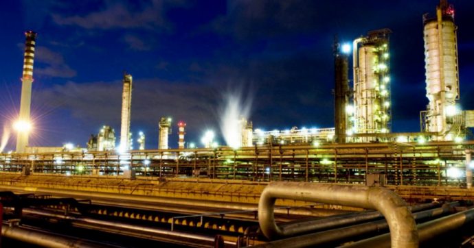 Lukoil, il Viminale di Salvini ferma la protesta dei lavoratori per fare un favore ai russi