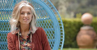 Copertina di La versione di Paola: “Davanti a certe case fatico a restare seria”