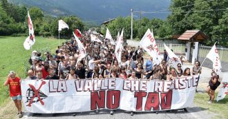 Copertina di La Valsusa militarizzata si prepara al corteo