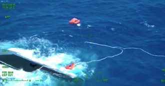 Copertina di Capo Carbonara, affonda uno yacht di 25 metri: guardia costiera salva 6 persone
