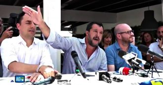 Copertina di Figlio di Salvini sulla moto d’acqua della polizia, il ministro al videomaker: “Vada a riprendere i bambini e i minorenni visto che le piace”