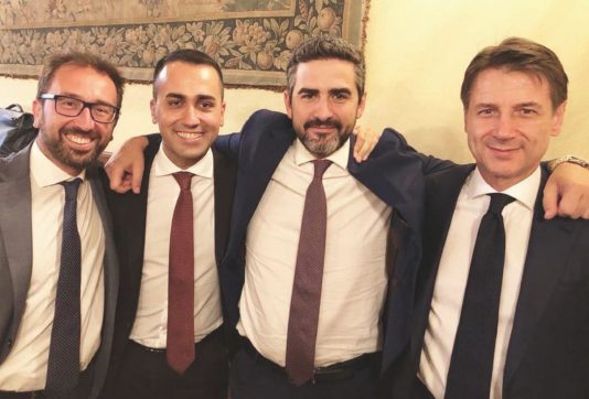 La notte di Palazzo Chigi: Bongiorno vuole “qualcosa di forte”, Bonafede si “illumina”