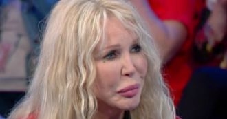 Ivana Spagna: “Dopo la morte di mia madre avevo deciso di farla finita. Ho pulito casa, volevo andarmene lasciando in ordine”