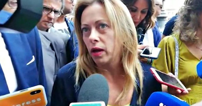 Giorgia Meloni contro l’organizzazione dell’evento in piazza San Giovanni: “Bandiere Lega? Trattati come ospiti in casa d’altri”
