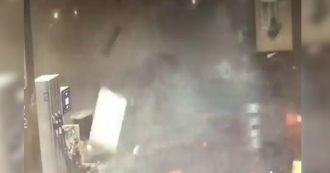 Copertina di Fiumicino, la furia della tromba d’aria che ha ucciso una ragazza: il video dal distributore di benzina