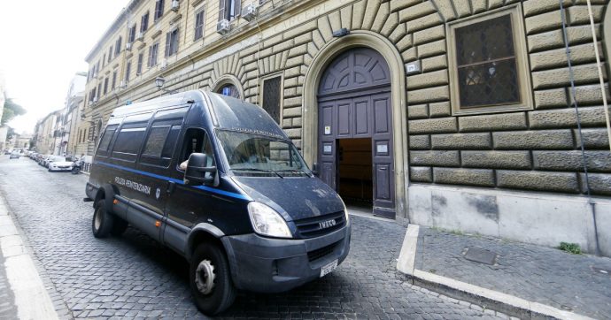 Carabiniere ucciso a Roma, gli avvocati di Elder: “Aveva paura di essere strangolato”. Il 19enne non ha confermato la versione al gip