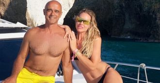 Copertina di Il paparazzo è in difficoltà: Ilary Blasi lo salva e lo ospita sul suo yatch