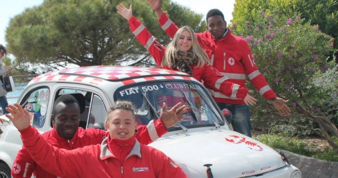 Savona, volontario di colore della Croce Rossa insultato: “Tu sporchi la divisa che indossi”. Lui: “In Cri per ringraziare chi mi ha salvato”