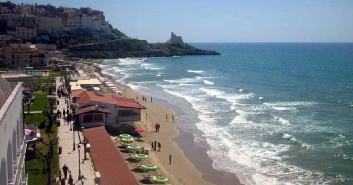 Zingaretti, regalo per i balneari: “Più cemento”